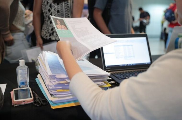 LaTeja - Feria de empleo busca personas para cubrir 200 plazas en Escazú