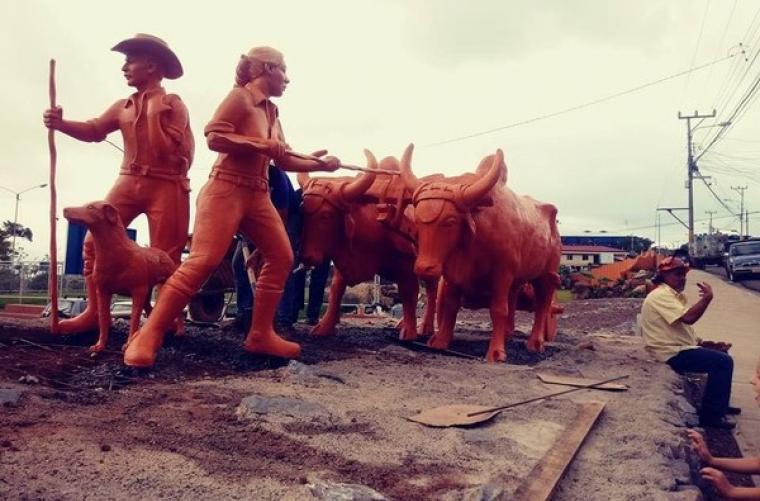 San Antonio de Escazú ya tiene su Monumento al Boyero